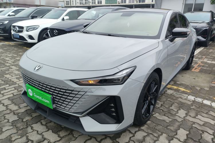 Used CHANGAN UNI-V 2022 1.5T Prestige Version