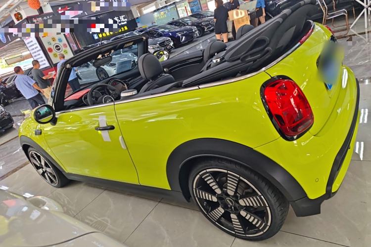 Used MINI MINI 2023 Second Facelift 2.0T COOPER S CABRIO Artist
