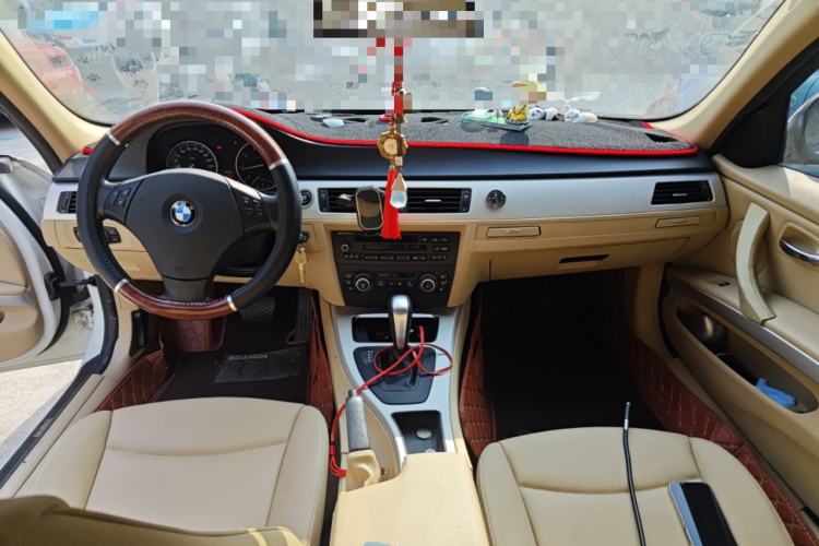 Used BMW 3 Series  Center Console