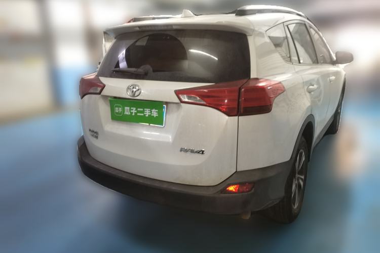 Used Toyota RAV4 2015 2.0L CVT Two-Wheel Drive Fashion Edition