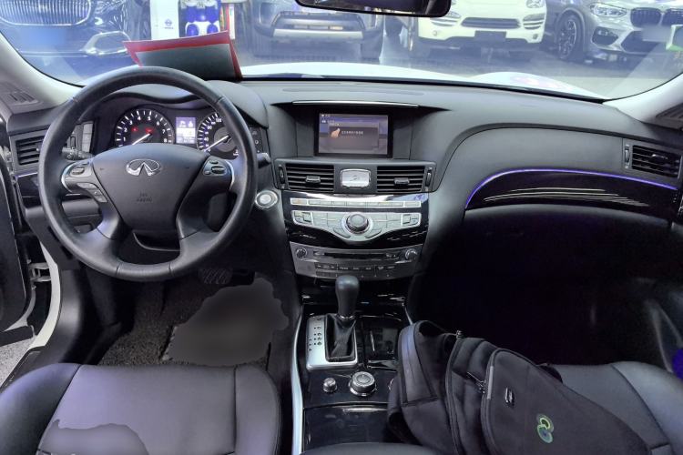 Used Infiniti Q70 2015 Q70L 2.5L Elite Edition Center Console