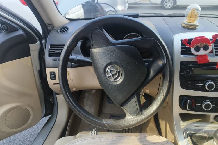 Used Brilliance H330 2013 1.5L Manual Comfort Model Steering Wheel