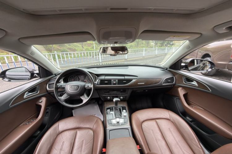 Used Audi A6L 2015 35 FSI quattro Technology Edition Interior 2