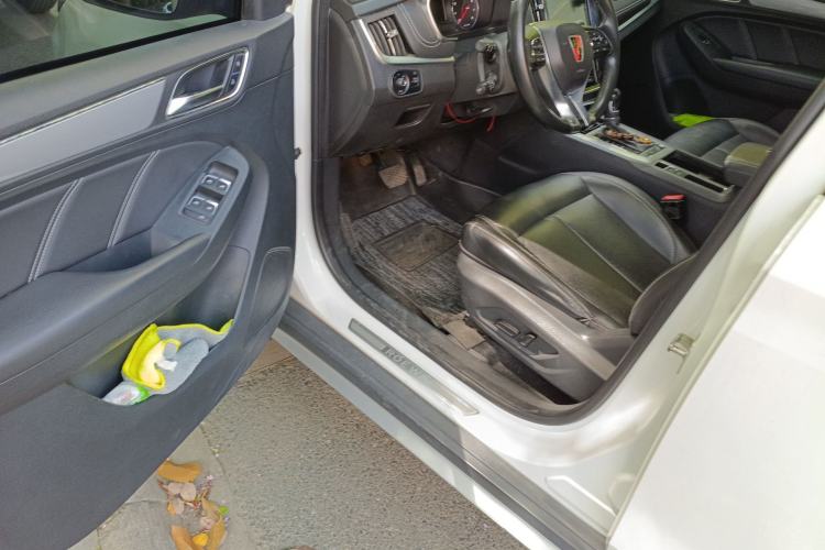 Used Roewe RX5 2019 20T Two-Wheel Drive Automatic 4G Connected Platinum Edition
