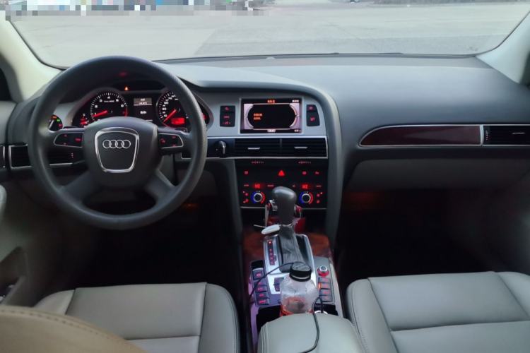 Used Audi A6L 2011 2.4L Technology Edition Center Console