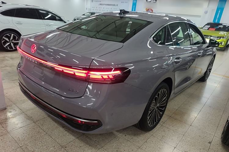 Used Volkswagen Passat 2025 Pro 380TSI Dragon Supreme Edition