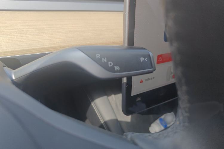 Used Tesla Model Y 2021 Standard Range Rear-Wheel Drive Version