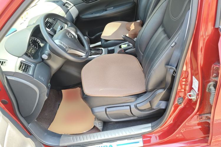 Used Nissan Tiida 2016 1.6L CVT Cool Dynamic Edition Left Front Seat