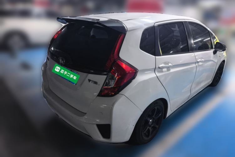 Used Honda Fit 2014 1.5L LX Manual Comfort Model Rear Right 45 Deg