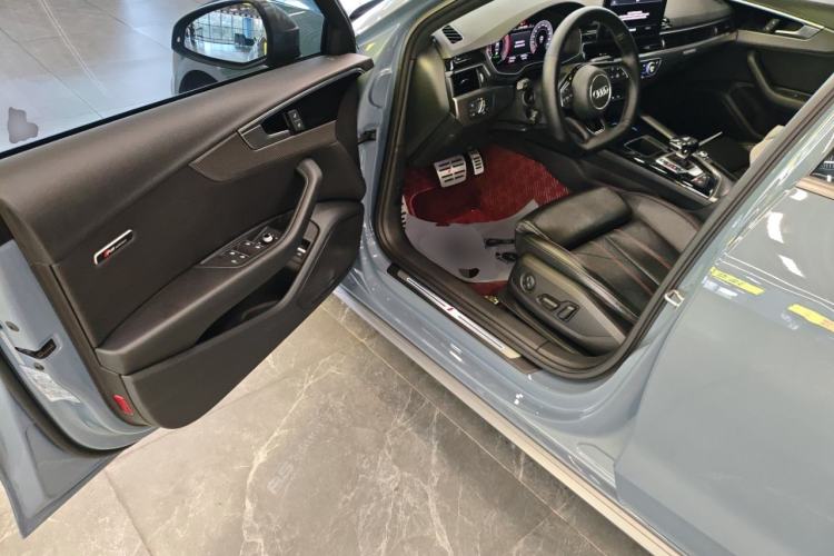 Used Audi A4L 2022 40 TFSI quattro RS Performance Package