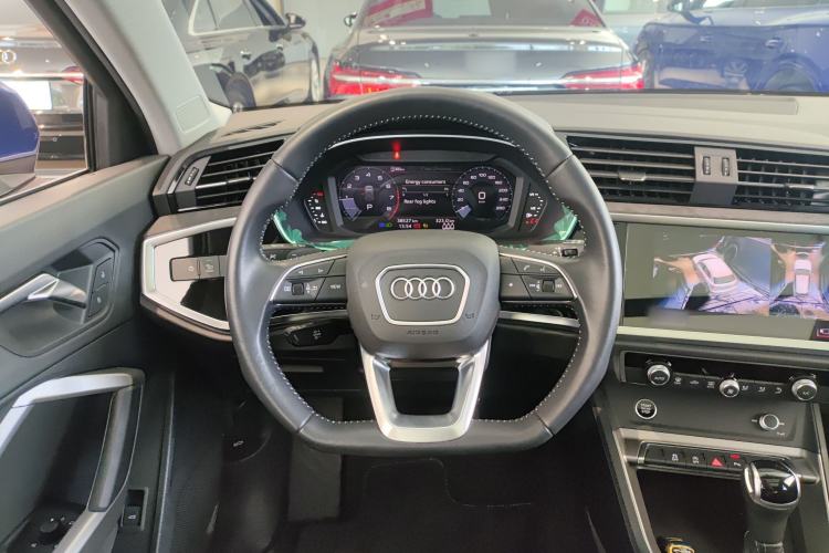 Used Audi Q3 2021 35 TFSI Fashion Dynamic Model