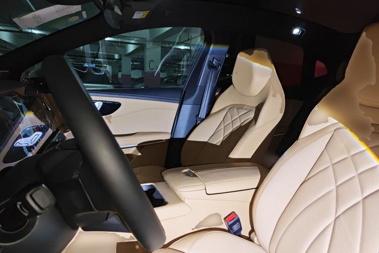 Used Rising R7 2025 Model Urban Edition