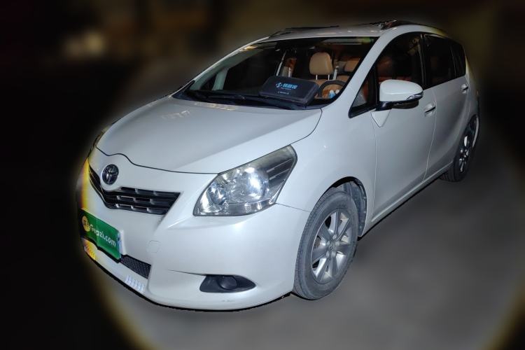 Used Toyota Verso 2014 Starlight 180E CVT Elite Edition