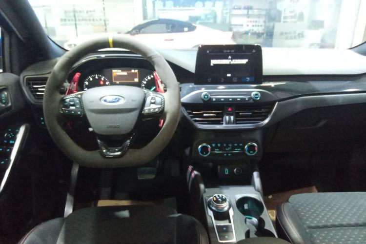 Used Ford Focus 2020 Hatchback EcoBoost 180 Automatic ST Line Steering Wheel