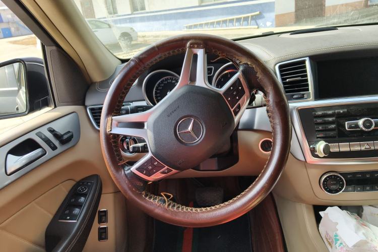 Used Mercedes-Benz GL-Class 2015 GL 400 4MATIC Dynamic Model