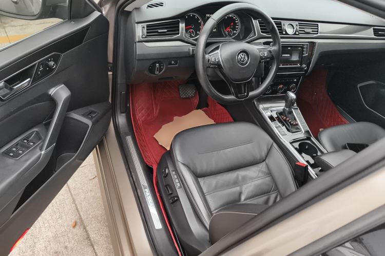 Used Volkswagen Passat 2016 330TSI DSG Prestige Edition Driver Seat