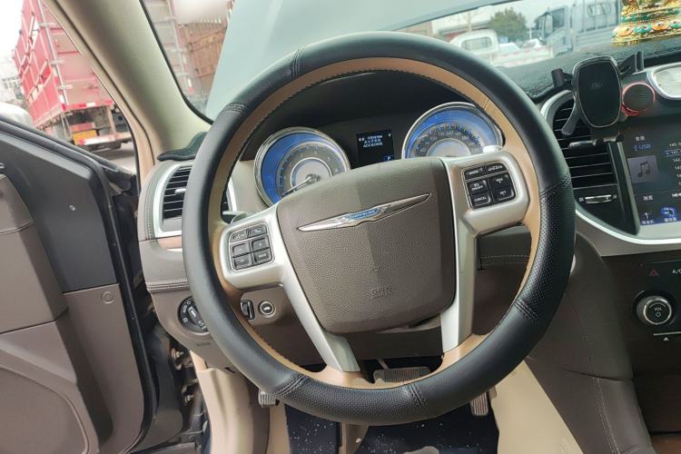 Used Chrysler 300C 2014 3.0L Excellence Edition
