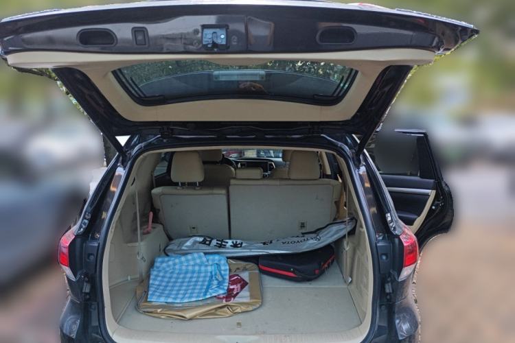 Used Toyota Highlander 2018 2.0T Four-Wheel Drive Prestige Version 7 Seats China VI Standard
