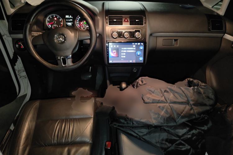 Used Volkswagen Touran 2015 1.4T DSG Comfort Edition 5 Seats