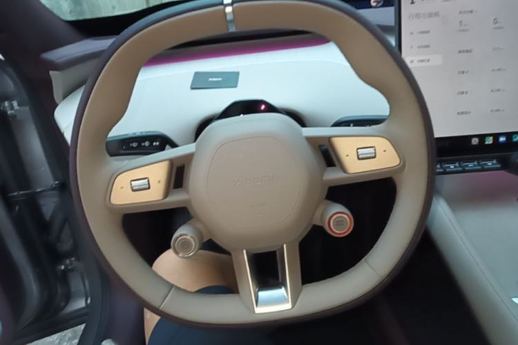 Used Xiaomi Auto YU7 2025 Ultra-Long Range All-Wheel Drive Pro Version
