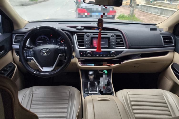 Used Toyota Highlander 2017 2.0T Four-Wheel Drive Luxury Edition 7 Seats