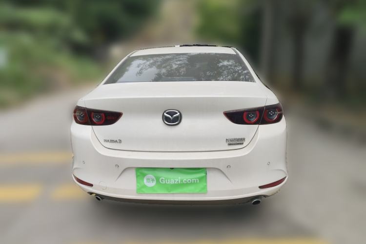 Used Mazda 3 Axela 2022 2.0L Automatic ZhiZun Edition
