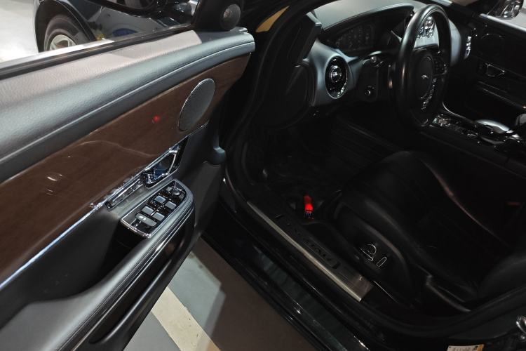 Used Jaguar XJ 2018 XJL 3.0 SC Two-Wheel-Drive Elegant Business Edition
