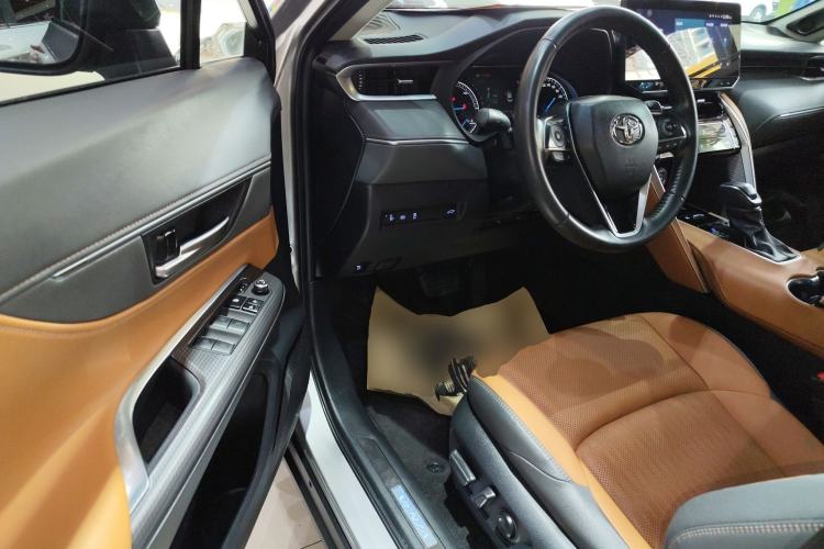 Used Toyota Venza 2022 Dual-Engine 2.5L CVT Two-Wheel Drive Prestige Edition
