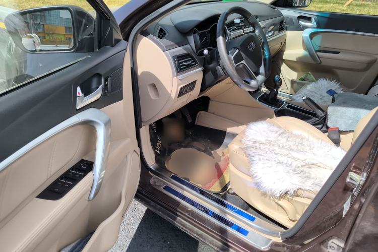 Used Geely Auto Emgrand 2016 Sedan 1.5L Manual Luxury Model
