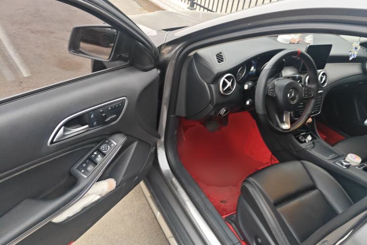 Used Mercedes-Benz GLA 2016 GLA 200 Fashion Model
