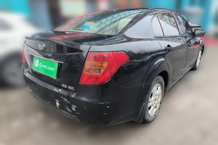 Used Bestune B50 2012 1.6L manual sunroof version
