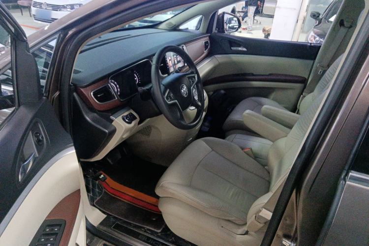 Used Buick GL8 2017 25S Luxury Version China V Standard
