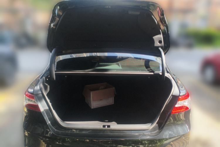 Used Toyota Camry 2023 Dual-Motor 2.5HG Luxury Edition
