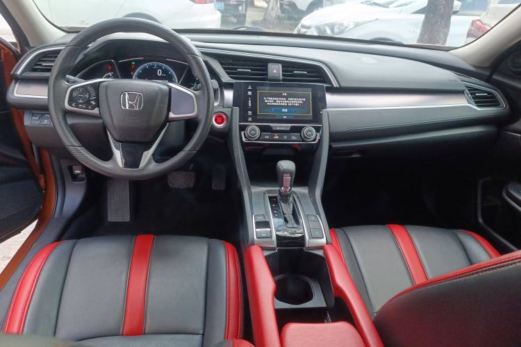 Used Honda Civic 2016 220TURBO CVT Luxury Edition
