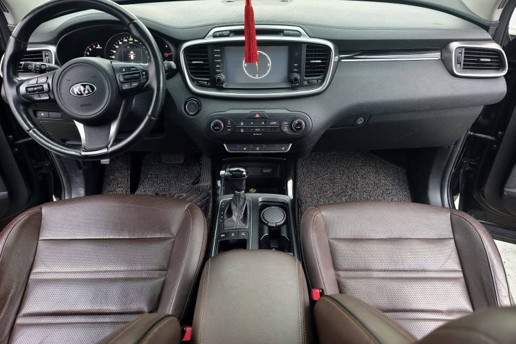 Used Kia Sorento 2015 Sorento L 2.4L Gasoline 4WD Elite Edition 5 Seats China V Emission Standard
