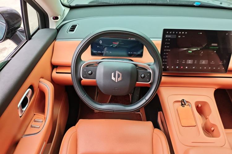 Used Leapmotor C16 2024 Range-Extended 200 Luxury Edition