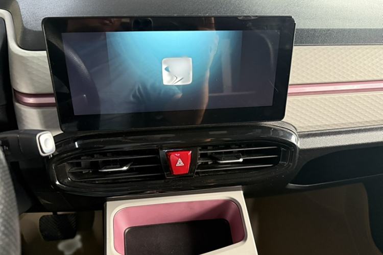 Used SOL E10X 2021 302 km Range Fashion Edition 31.4 kWh
