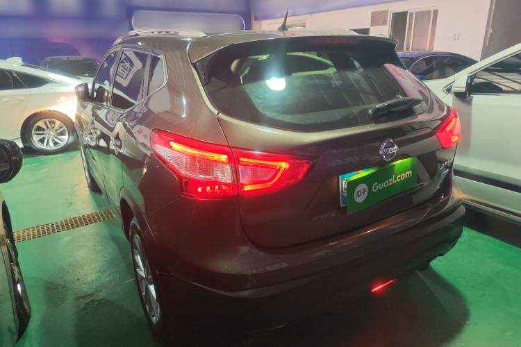 Used Nissan Qashqai 2016 2.0L CVT Elite Edition Rear Left 45 Deg