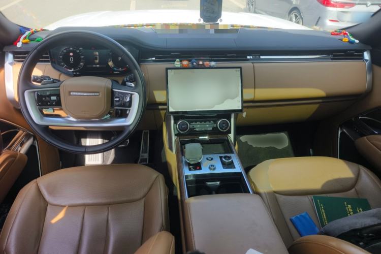 Used Land Rover Range 2023 3.0 L6 360 PS Grand Edition
