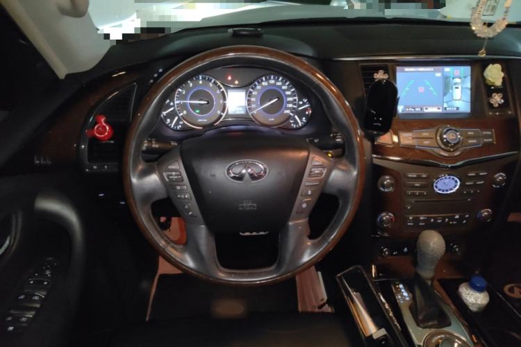 Used Infiniti QX80 2013 5.6L 4WD
