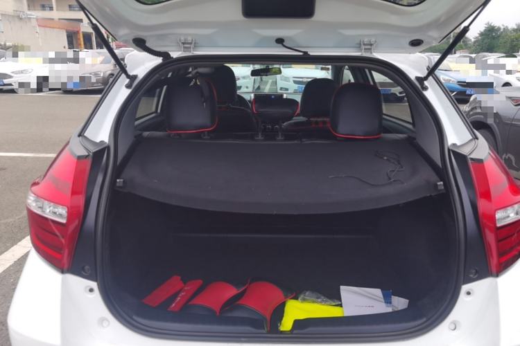 Used Toyota YARiS L Zhi Xuan 2019 1.5E CVT Dynamic Edition China VI compliant