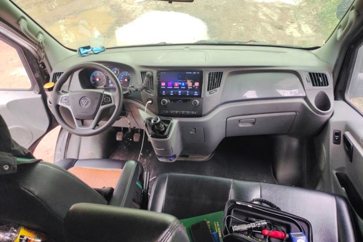 Used Foton Toano 2021 2.0T Manual Tongtu Extended-Wheelbase Mid-Roof 9-Seater 4F20TC3