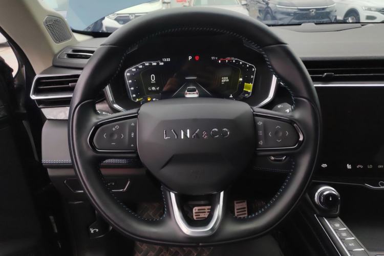 Used Lynk & Co 05 2020 2.0TD Two-Wheel Drive Shine Halo
