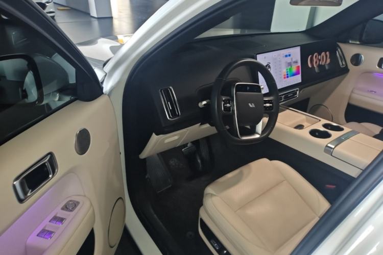 Used Li Auto L7 2023 Pro Model
