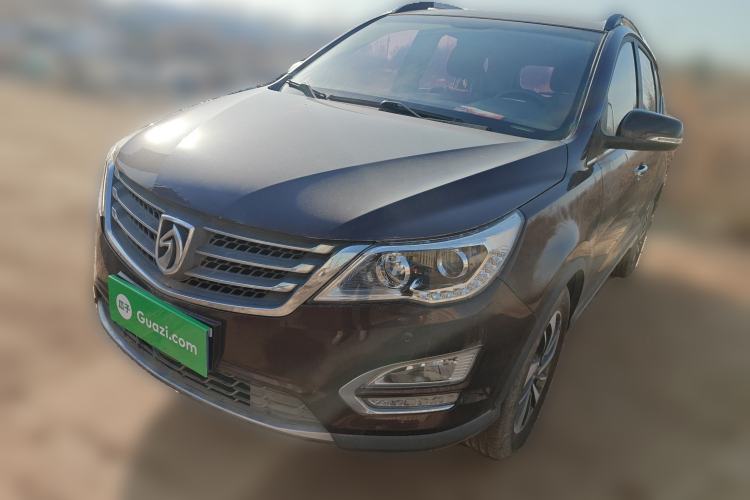 Used Baojun 560 2016 1.8L Manual Luxury Edition
