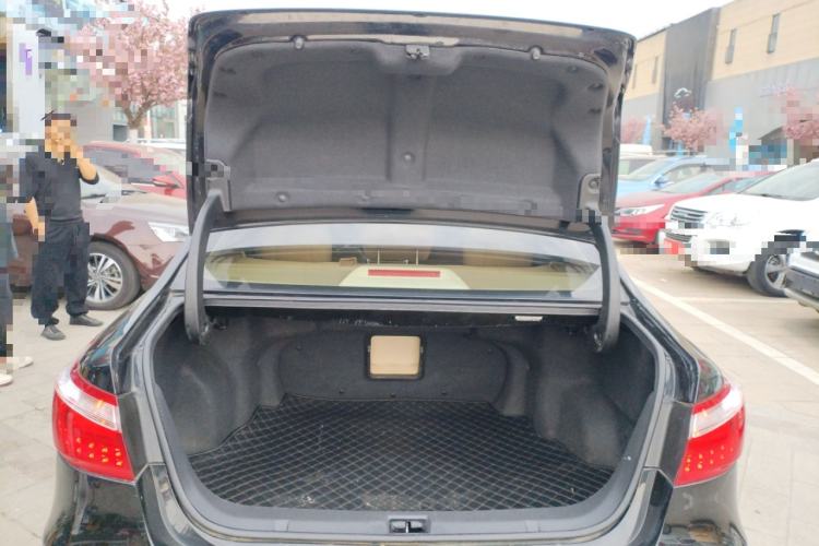 Used CHANGAN Raeton 2014 1.8T Automatic Elite Anniversary Edition China IV Standard
