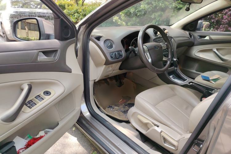 Used Ford Mondeo 2011 2.3L Fashion Edition
