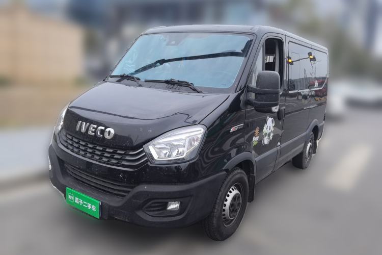 Used Iveco Eurocargo 2021 3.0T Automatic Super-Rui Short Wheelbase Low-Roof Manual-Door F1C