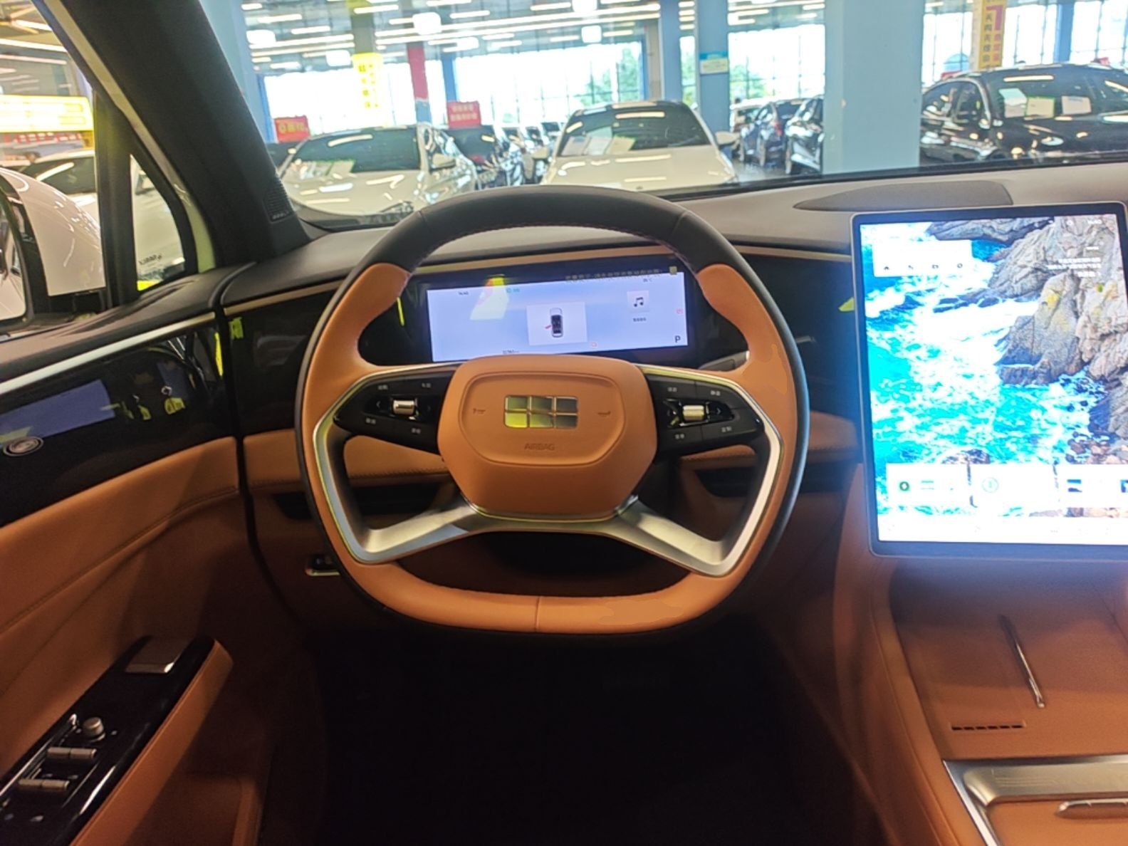 Geely Galaxy L7 2025 EM-i 115km Exploration Edition — снимка 13