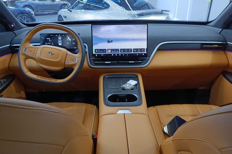 Used Dongfeng eπ eπ008 2024 210Max Range-Extended Version 6 Seats